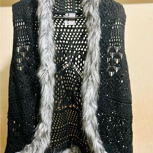 New Directions Black Crochet Poncho with Gray Faux Fur Trim